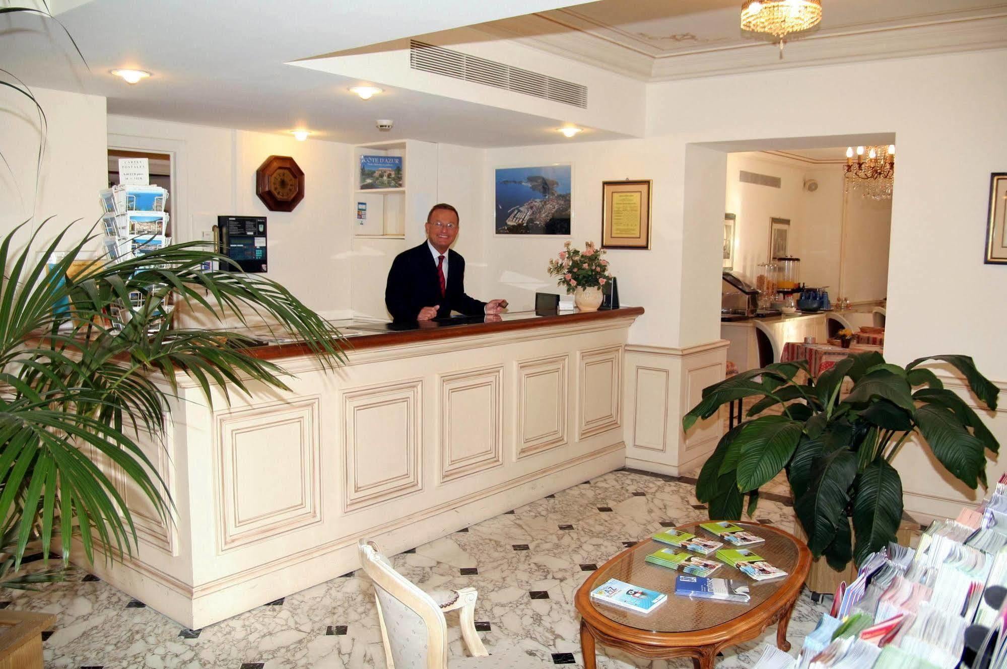 Hotel Carlton Beaulieu-sur-Mer Exterior photo